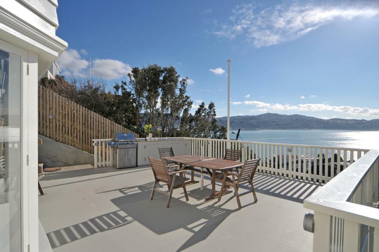 Incredible Views! Luxurious Studio & Outdoor Living Веллингтон Экстерьер фото